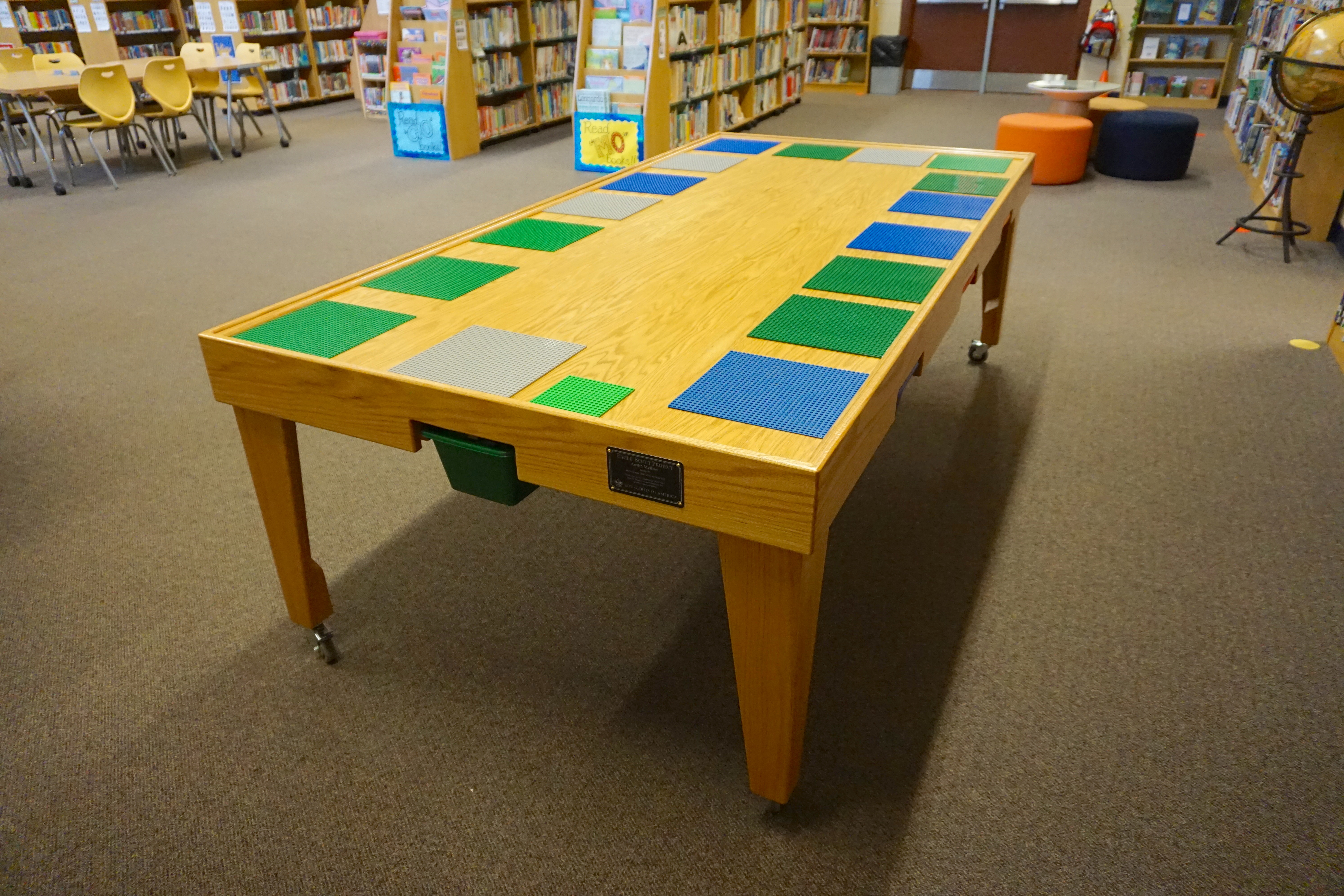 <p>Finished table in the AGS LRC.</p>
